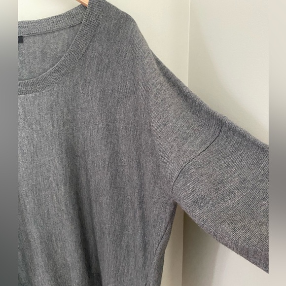 Eileen Fisher Ballet Neck Merino Jersey High-Low Sweater Top Size Medium - Picture 7 of 12